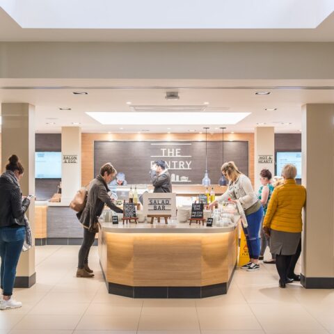 The University of Hull - dining room servery